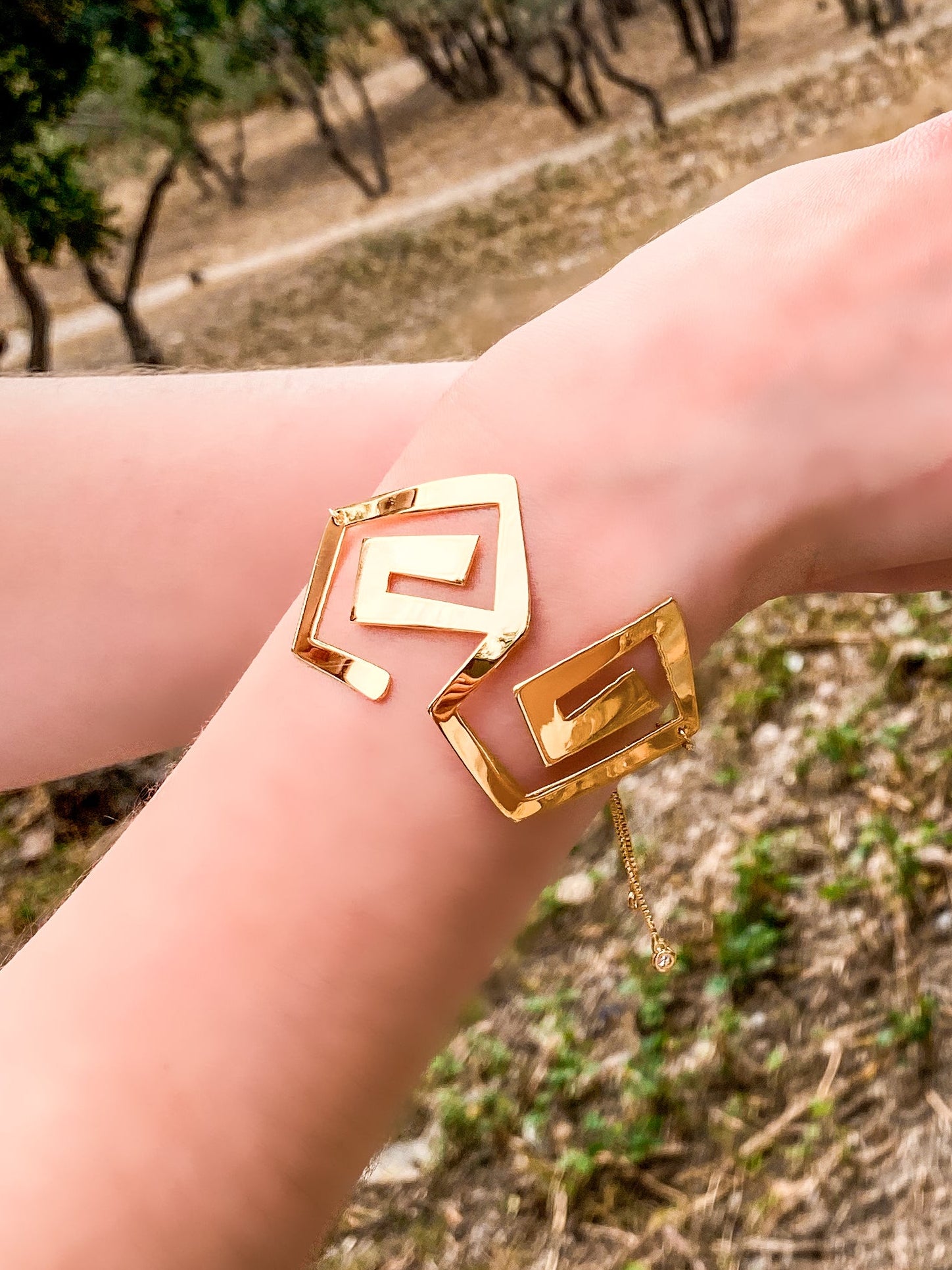 The TREASURE bracelet