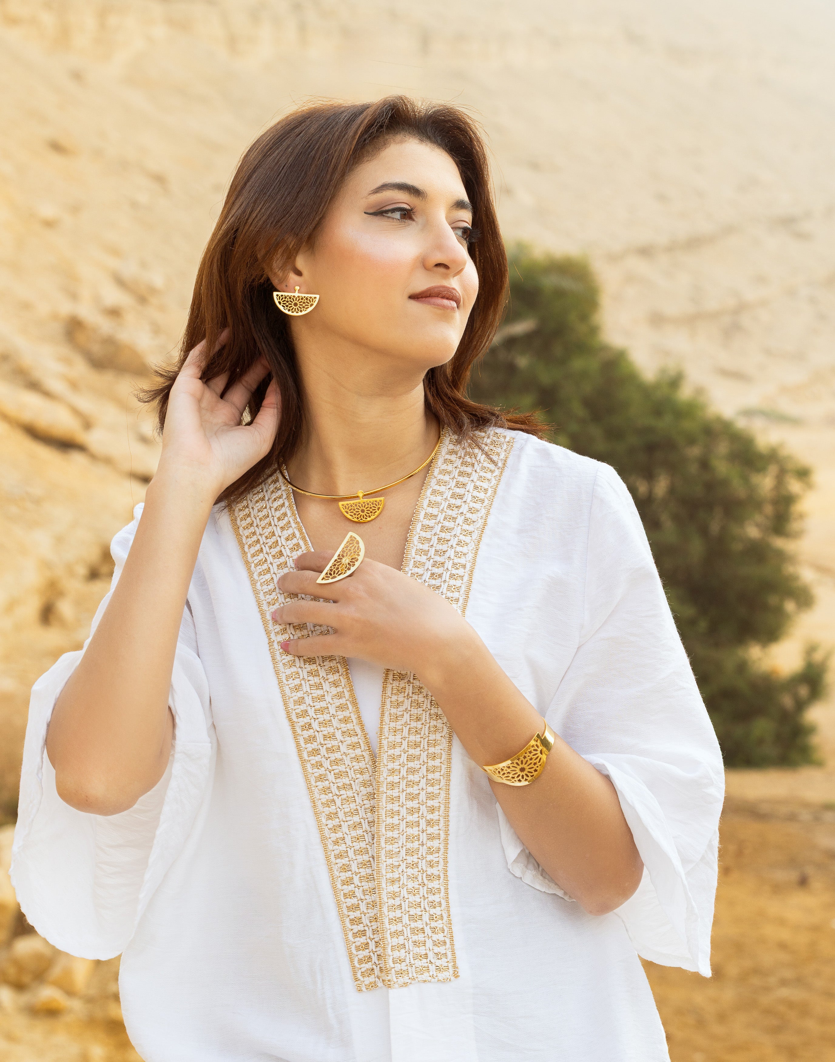 The Ancient Flower Ring