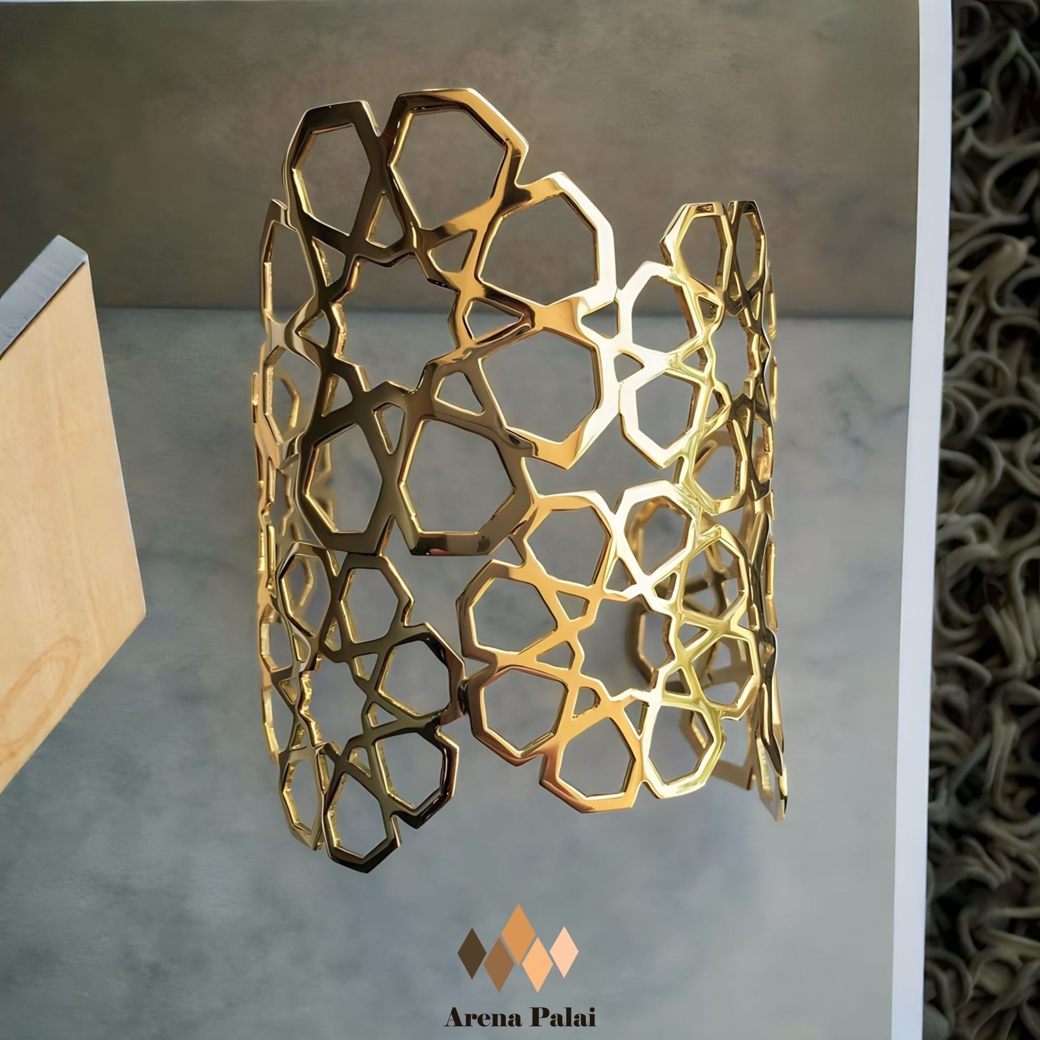 Arabesque special bangle
